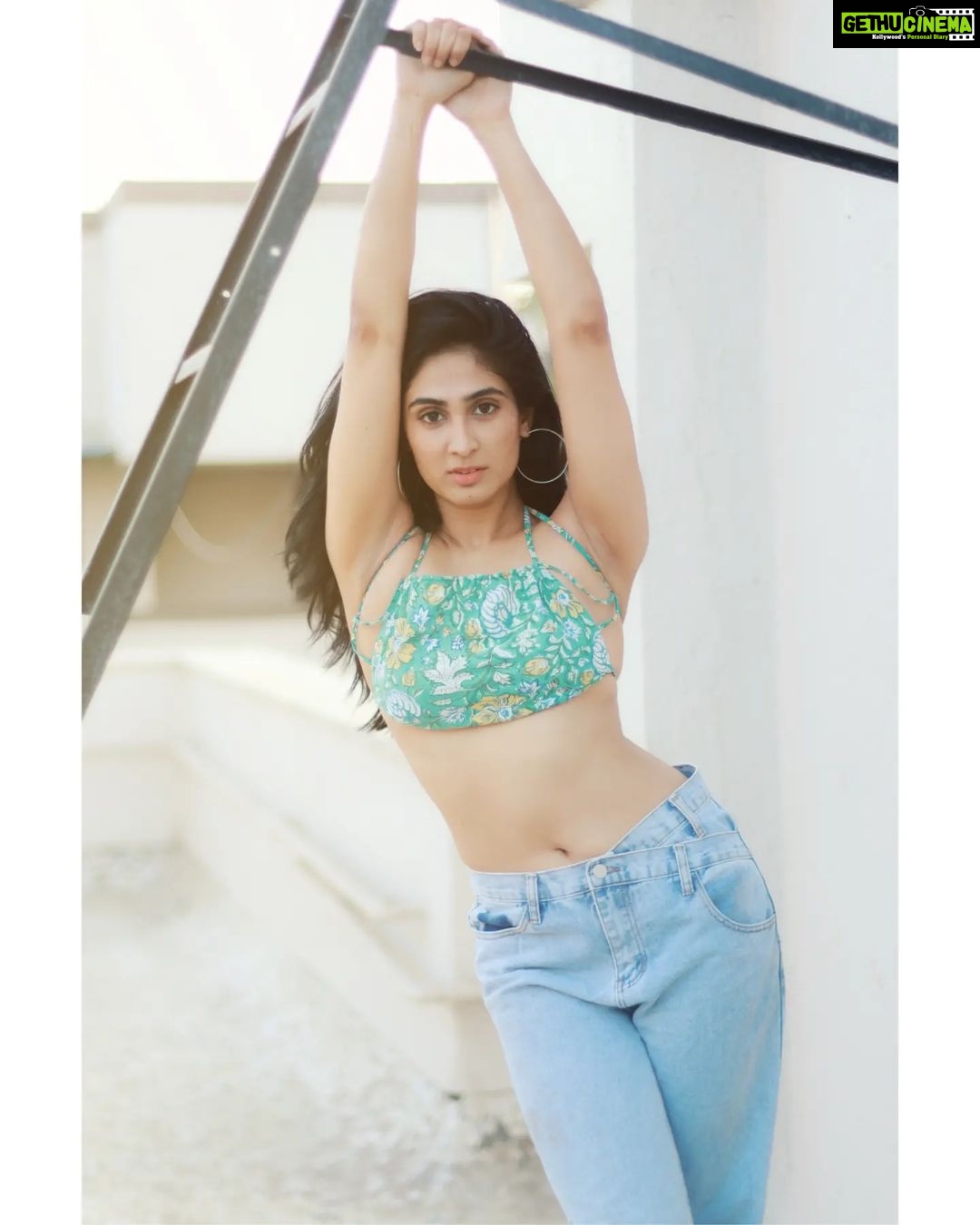 Deepti Sati Instagram - New Work Dm or Email to Book for a Portfolio shoot.. Canon EOS R7 / Canon Adapter Canon 50mm 1.4 EF / Sigma 30mm 1.4 EF Lens. @canonindia_official @canonasia @canon_thailand #model #Actress @deeptisati #Ph #Vd @advait_vaidya Mumbai - मुंबई