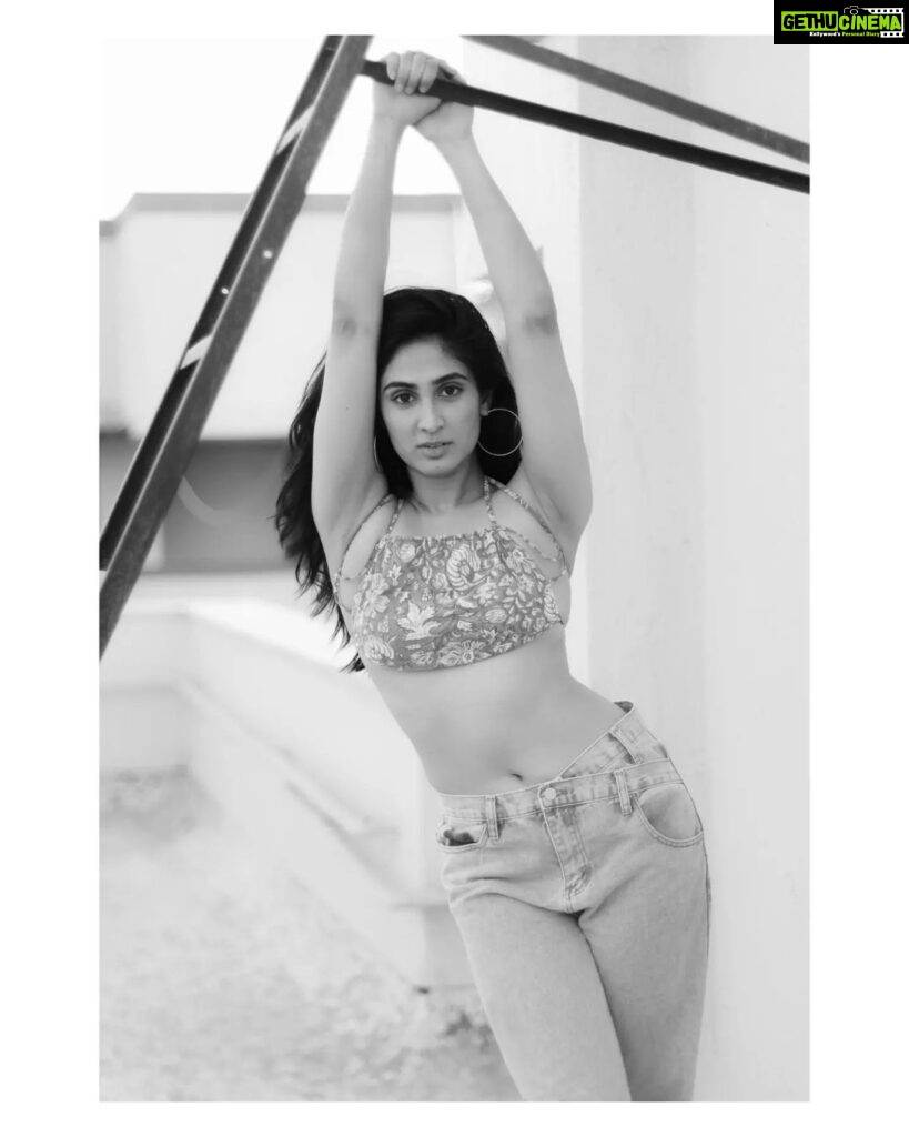 Deepti Sati Instagram - New Work Dm or Email to Book for a Portfolio shoot.. Canon EOS R7 / Canon Adapter Canon 50mm 1.4 EF / Sigma 30mm 1.4 EF Lens. @canonindia_official @canonasia @canon_thailand #model #Actress @deeptisati #Ph #Vd @advait_vaidya Mumbai - मुंबई