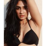 Deepti Sati Instagram – New Work 
Dm or Email to Book for a Portfolio shoot.. 

Canon EOS R7 / Canon Adapter 
Canon 50mm 1.4 EF / Sigma 30mm 1.4 EF Lens. 
@canonindia_official
@canonasia @canon_thailand
 
#model #Actress @deeptisati
#Ph #Vd @advait_vaidya Mumbai – मुंबई