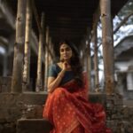 Deepti Sati Instagram - Wandering through life, leaving traces of magic✨ In frame @deeptisati ✨ Created using AI + @photoshop + @lightroom #midjourney #aiartcommunity #generativeart #futuristic #midjourneyart #aiartwork #aiart #thegraphicsprOject #d_expo #portrait #kerala #india #indianculture #indianbride #portrait #love #tamil #women #saree #indianactress #indiancinema