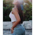 Deepti Sati Instagram - #Canon EOS R7 / Canon Adapter #Canon 50mm 1.4 EF / #Sigma 30mm 1.4 EF Lens. @aputureindia @amaran.lighting @canonindia_official @canonasia @canon_thailand #model #Actress @deeptisati #Ph #Vd @advait_vaidya Home