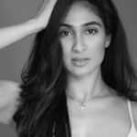 Deepti Sati Instagram – #Canon EOS R7 / Canon Adapter 
#Canon 50mm 1.4 EF / #Sigma 30mm 1.4 EF Lens. 
@aputureindia @amaran.lighting
@canonindia_official
@canonasia @canon_thailand
 
#model #Actress @deeptisati
#Ph #Vd @advait_vaidya Home