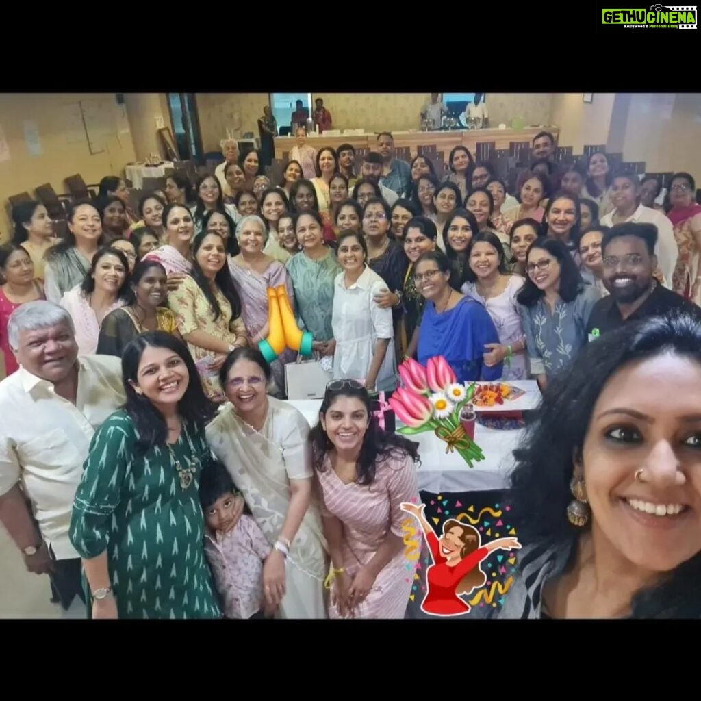 Devadarshini Instagram - My guru... @kirtida56 celebrating 25 years of TeraMai Reiki healing and training .. ♥ grateful to you ma'am for all your love, healing, guidance and care❤❤ thanks for making the world more beautiful 😍