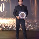 Devi Sri Prasad Instagram – Thank You @stardustmagazineindia for honouring me with the prestigious Award “Outstanding Contribution to Music in Indian Cinema” 🎶🙏🏻

It was a pleasure being at the 50th ANNIVERSARY CELEBRATIONS of STARDUST in Mumbai, with LEGENDS🙏🏻🎶

Wishing U many more Milestone Celebrations & Greater Success forever !🙏🏻

@media.raindrop
