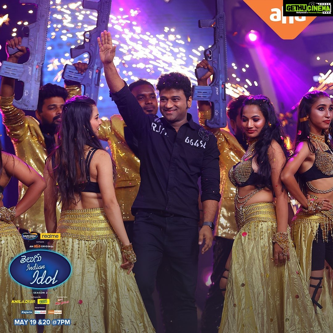 Devi Sri Prasad - 24.8K Likes - Music - ✅
Energy - ✅✅
Entertainment - ✅✅✅
When two biggest and Mass musicians of this generation come together to present the semi finalists of #TeluguIndianIdol2- Topu lechipoddhi… boom baddhalu ipoddhi…🔥 Don’t miss the semi finals this Friday & Saturday at 7PM.
@thisisdsp
@musicthaman @karthikmusicexp @singergeethamadhuri @vedalahemachandra
@southindiashopping @realmeindia @bingo_snacks @shaadi.com @fremantleindia @kajaria.ceramics @mangofrooti_freshnjuicy @realkhiladiofficial