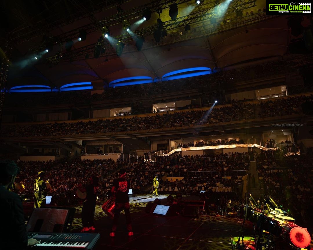 Devi Sri Prasad Instagram - 🔥🎶DSP's stage presence was nothing short of electric! From start to finish, his #energetic #performance left us in awe!🌟. Every photo📸 captures the pure #joy and #passion he exudes, as the crowd #danced and sang along. It was an unforgettable night, filled with laughter and music that #resonated deep within our souls. DSP's magnetic energy created an atmosphere that will be cherished forever. Thank you, @thisisdsp & @hdentertainmentmy , for the #incredible #experience that will forever be etched in our #hearts! 🤘❤️#DSPConcert #EnergeticEntertainer #UnforgettableNight #devisriprasad #dsp #musiccomposer #concert #ringaringa #dhinkachika Bukit Jalil National Stadium
