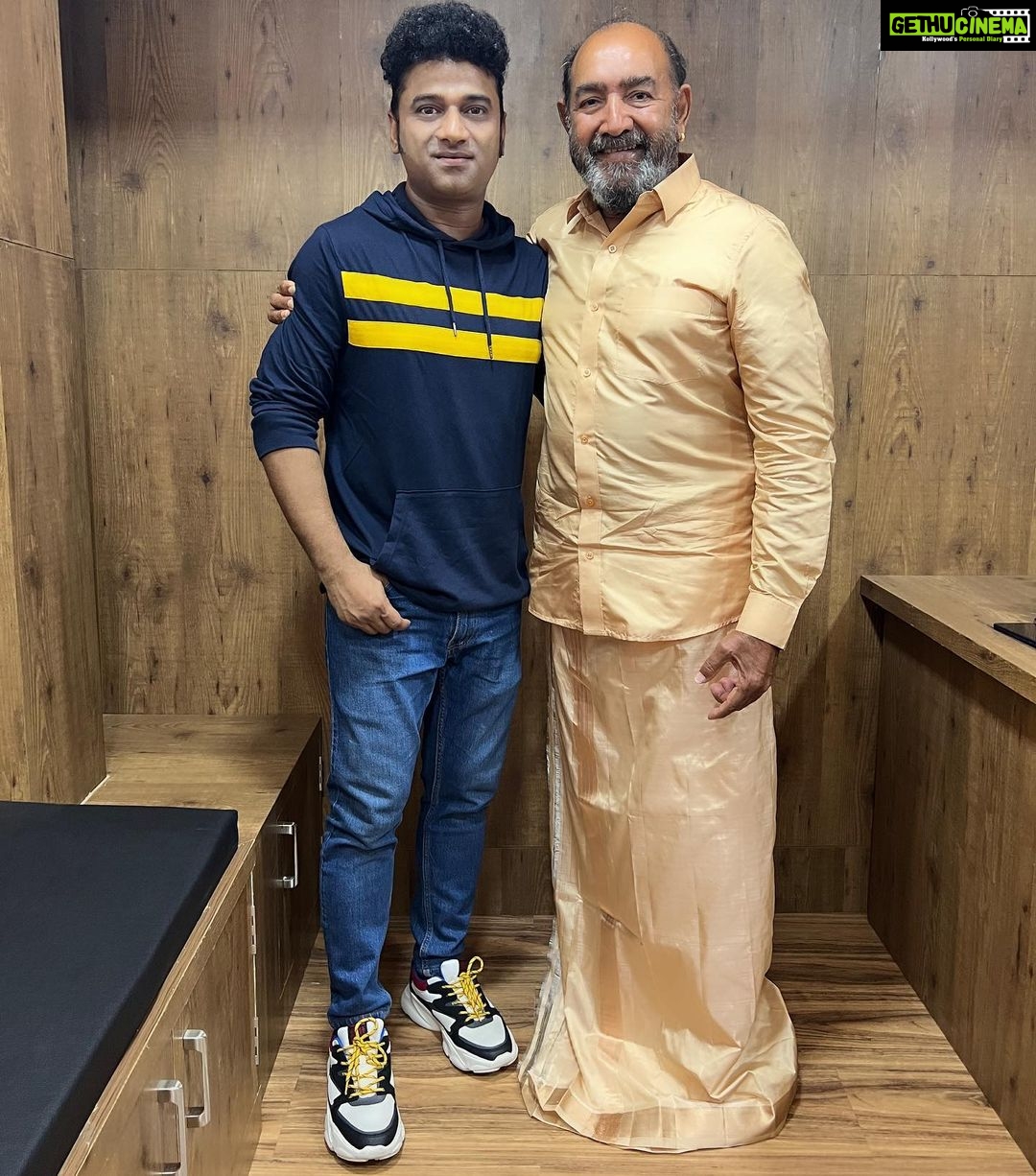 Devi Sri Prasad - 29.1K Likes - #LatePost 🎶
Wishing GOODLUCK to Director HARI SIR’s New RECORDING , DUBBING & EDITING STUDIO @goodluckstudios_ launched recently👍🏻👍🏻🎶🎶
A Beautiful Place for Work😍
All d best to d whole Team
@pritha10hari 👍🏻👍🏻🎶🎶