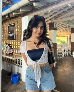 Devika Sanjay Instagram - crotchet gems🪬