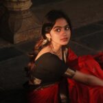 Devika Sanjay Instagram - unnai kaanamal pictures by @hey_iam_greg big muah ❤️‍🔥 saree @dheera_designers jewellery @kajal_jewellery