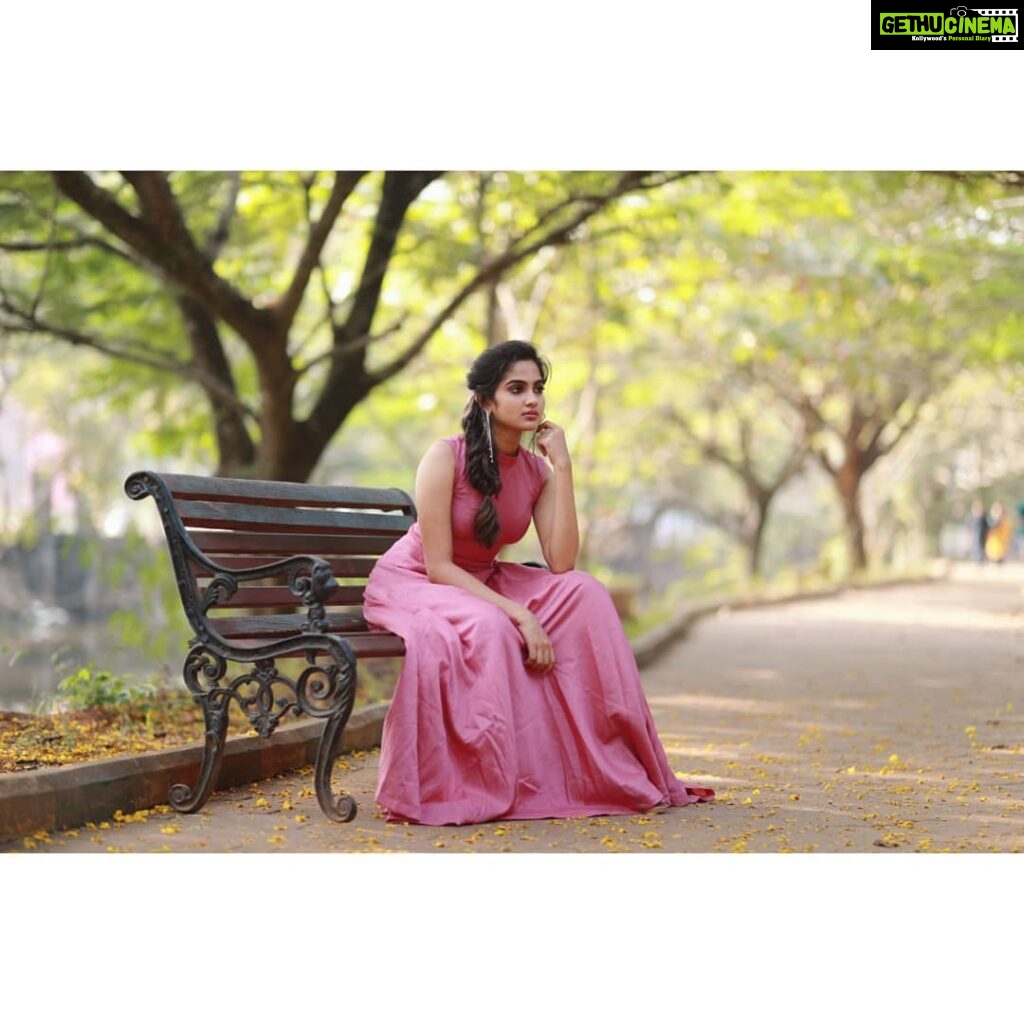 Devika Sanjay Instagram - Fall.🌼 . . . . . . . . . . Outfit:@bettina_maria_celin HMU:@charishmatic_makeover Pc:@gokuldas.ks