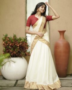 Devika Sanjay Instagram - happy onam!!

pictures by @sameeh_photography 
outfit @nifa_fashions_ 
make up and hair @aswathivipul @yourlookstudiosclt 
location @lecandlesresorts
jewelry:@kajal_jewellery