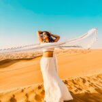 Devoleena Bhattacharjee Instagram - Chaand 😇🥰🧿 #devoleena #dubaidiaries #travel #travelling #lovetotravel #desertsafari #desert #travelheals Dubai Desert Safari