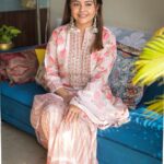 Devoleena Bhattacharjee Instagram - 🌸🌸🌸 Outfit: @scakhi Pr: @digitallydiksha Makeup & hair : @makeup_by__shraddha Clicked by : @fashion_btphotography #devoleena #ethnicislove #lovetobeloved Mumbai - मुंबई