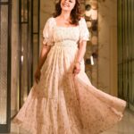 Devoleena Bhattacharjee Instagram - 🌸🌸🌸 . . . . Outfit: @polagoclothing Styling : @styling.your.soul Brand pr: @socialpinnaclepr Clicked by : @fashion_btphotography #devoleena #picoftheday Mumbai - मुंबई