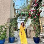 Devoleena Bhattacharjee Instagram - #ad I have found my happy place & also the best travel app.❤️ I booked this Dubai trip through @kayak_in app & i must admit that they have some amazing deals from hotel bookings to flight bookings. Truely @kayak_in made my trip memorable & absolutely stress free. ❤️ #sponsored #travelwithkayak #devoleena #birthdaysurprise Arabian Tea House