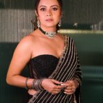Devoleena Bhattacharjee Instagram - Me and my never ending Saree love. ❤️🖤 . . . . . Makeup & Hair : @makeup_by__shraddha Photography by : @fashion_btphotography Saree by: @pariscreation7 Corset by: @the_simsstudio @seema_patel30 PR: @pr4ucommunications Jewels by: @rubans.in @oakpinionpr Styled by: @shikshabhansali_ #devoleena #devoinsaree #classic #blackowned Mumbai - मुंबई
