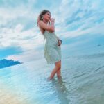 Devshi Khandur Instagram - When life is a fairy 🧚‍♀️ tale ✨️ #devshikhanduri #beach #horizon #water #beach #nature #beauty #bestbeach #fairytail #skyline