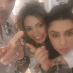 Devshi Khandur Instagram - "Because the party never ends!" 🫶🤘yoo hoo... especially when we have great hosts like @harpritsall ( birthday girl ❤️) and @bittusall 🤗Thanks guys xxx Thanks also to my partner in crime @ballysagooofficial 🫶 #devshikhanduri #birthday #bdayparty🎉 #party #partyallnight #ballysagoo #partynight #friends #partypeople #fun #enjoy #partyneverends #unitedkingdom #uk United Kingdom