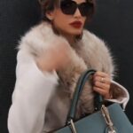 Devshi Khandur Instagram – Can i hear commotion for this @zara long premium wool blend coat ❤️. For me, it is insanely gorgeous 😍 💕 

#devshikhanduri #zara #fashion #london #fashionista #fashionable #fashionnova #fashiongram #style #elegent #premium London, United Kingdom