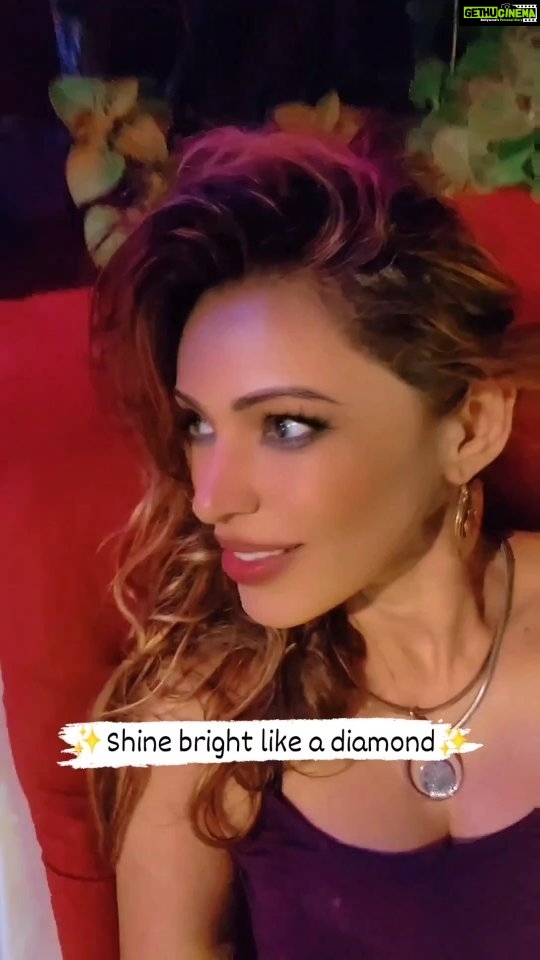 Devshi Khandur Instagram - When in doubt, glitter it out ✨️✨️ And always shine bright like a sun Even in the midnight 🤪 #devshikhanduri #blue #actor #beauty #shine #dimond #glitter #qoutes #actor #model #love #fun #liveinthemoment #sexy #cute #bar #resturants