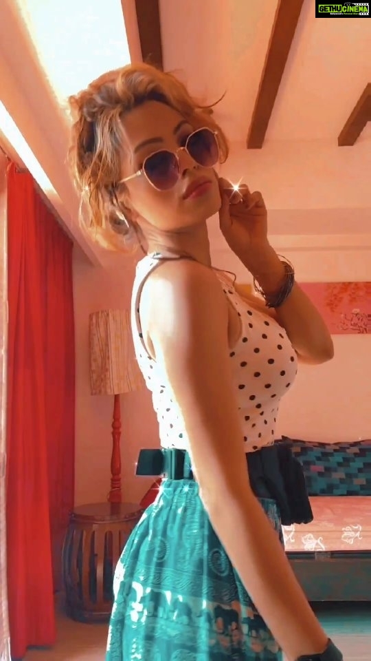 Devshi Khandur Instagram - Attempt the impossible Try to fly Without plane #devshikhanduri #fly #travelgram #trend #trendingsong #quirky #crazy #wanderlust #odd #polkadots #casualstyle #beauty #actor #carefree #dope London, United Kingdom