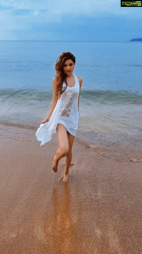 Devshi Khandur Instagram - Dancing with the waves π my love is an ocean, and my emotions are like waves , and sometimes i am tsunami too πππ - Devshi khanduri #devshikhanduri #waves #emotions #tsunami #dance #beach #beautyinthebeach #thailand #phuket #dancelove #beachfashion #fashionnova #actor #travel #devshikhanduripoetry #feelings #emotion #love #wanderlust #beachbaby #beauty #bestbeach #travelling #hot #sexy #worldwide #travelworld #diva #kamlabeach Kamala Beach