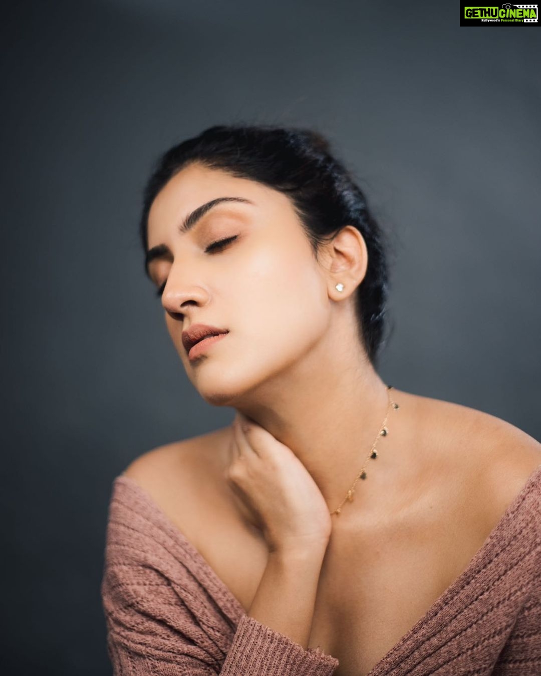 Dhanya Balakrishna Instagram - 😇❤️🤩😊