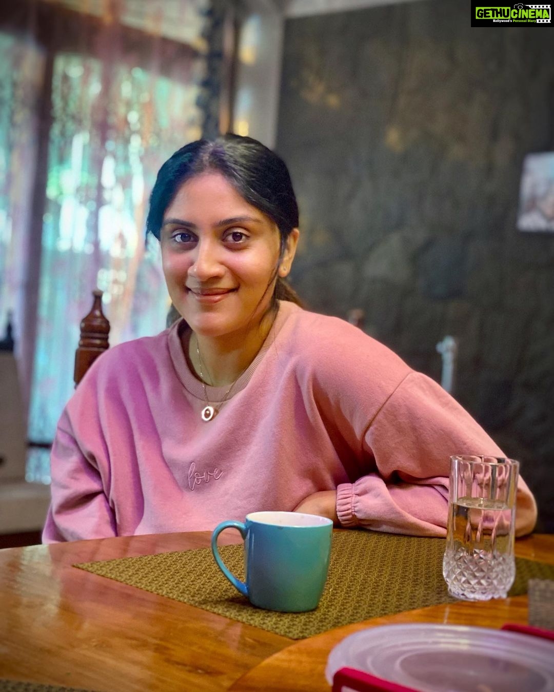 Dhanya Balakrishna Instagram - Donβt wish for it, work for it ππ₯°πβΊοΈ#shooting #cinema thank u my super talented co actor @hemanthmenon for this click ππ