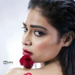 Dharsha Gupta Instagram - ❤️Happy Valentine's Day❤️ ❤️Luvvvvvvvb Uuuuuuuuu, who's ready to accept my Luvvvvvvvv❤️ M&H- @murugeshmakeup_hair Styling- @sen_smily_girl Decor- @grandsha_events Assi- @sharmi_nandha Pic- @sathish_photography49 Location- @arangaa.space