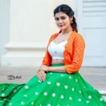 Dharsha Gupta Instagram - 🇮🇳 தேசத்தில் அன்பும் அமைதியும் நிறைந்து வழியட்டும் அனைவருக்கும் இனிய குடியரசு தின நல்வாழ்த்துக்கள்🇮🇳 Hairstylist- @seldonartistry Costume- @sudhassignaturestudio Jewelry- @new_ideas_fashions Pic- @sathish_photography49