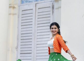 Dharsha Gupta Instagram - 🇮🇳 தேசத்தில் அன்பும் அமைதியும் நிறைந்து வழியட்டும் அனைவருக்கும் இனிய குடியரசு தின நல்வாழ்த்துக்கள்🇮🇳 Hairstylist- @seldonartistry Costume- @sudhassignaturestudio Jewelry- @new_ideas_fashions Pic- @sathish_photography49