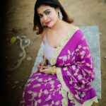 Dharsha Gupta Instagram - 🤍💜எல்லாம் தெரியும் என்பவர்களை விட என்னால் முடியும் என்று முயற்சிப்பவரே வாழ்வில் ஜெயிக்கின்றார்💜🤍 Costume- @houseofvastraa Jewelry- @littlefingers_bridal_jewellery Styled by- @paviiiee_08 Pic- @evidencemaker
