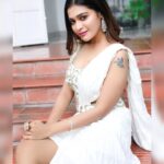 Dharsha Gupta Instagram – 🤍Pure as white🤍
M&H- @murugeshmakeup_hair 
Costume- @labelkaksh
Jewelry- @littlefingers_bridal_jewellery 
Styled by- @paviiiee_08
Pic- @evidencemaker