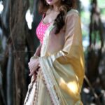 Dharsha Gupta Instagram – 💗💗
M&H- @murugeshmakeup_hair 
Costume- @sudhassignaturestudio 
Jewelry- @littlefingers_bridal_jewellery
Vc- @_niki_photographyy