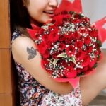 Dharsha Gupta Instagram – ❤️Poovukul olinthirukum kani kuttam athisaiyam❤️
