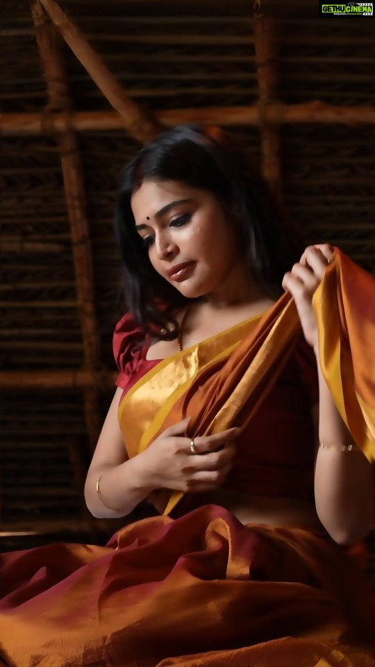 Dharsha Gupta Instagram - ❤️காத்திருக்கும் காதல் பொண்டாட்டி❤️ M&H, Styled by- @vinotha_makeupartist Vc- @camerasenthil Location- @keethhouse