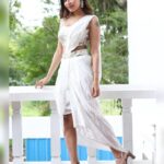 Dharsha Gupta Instagram – 🤍Pure as white🤍
M&H- @murugeshmakeup_hair 
Costume- @labelkaksh
Jewelry- @littlefingers_bridal_jewellery 
Styled by- @paviiiee_08
Pic- @evidencemaker