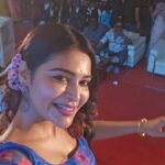 Dharsha Gupta Instagram - ❤️En porantha ooru , Coimbatoruuuu.... En Coimbatore chellakutties loveeeeee Uuuuuuuuuuuuuuuuuu, Ummmmmmmahhh❤️ Hairstyle- @yashi_hairstylist Costume- @envyra_fashion_designer Styled by- @vinotha_makeupartist Kathir College of Arts and Science