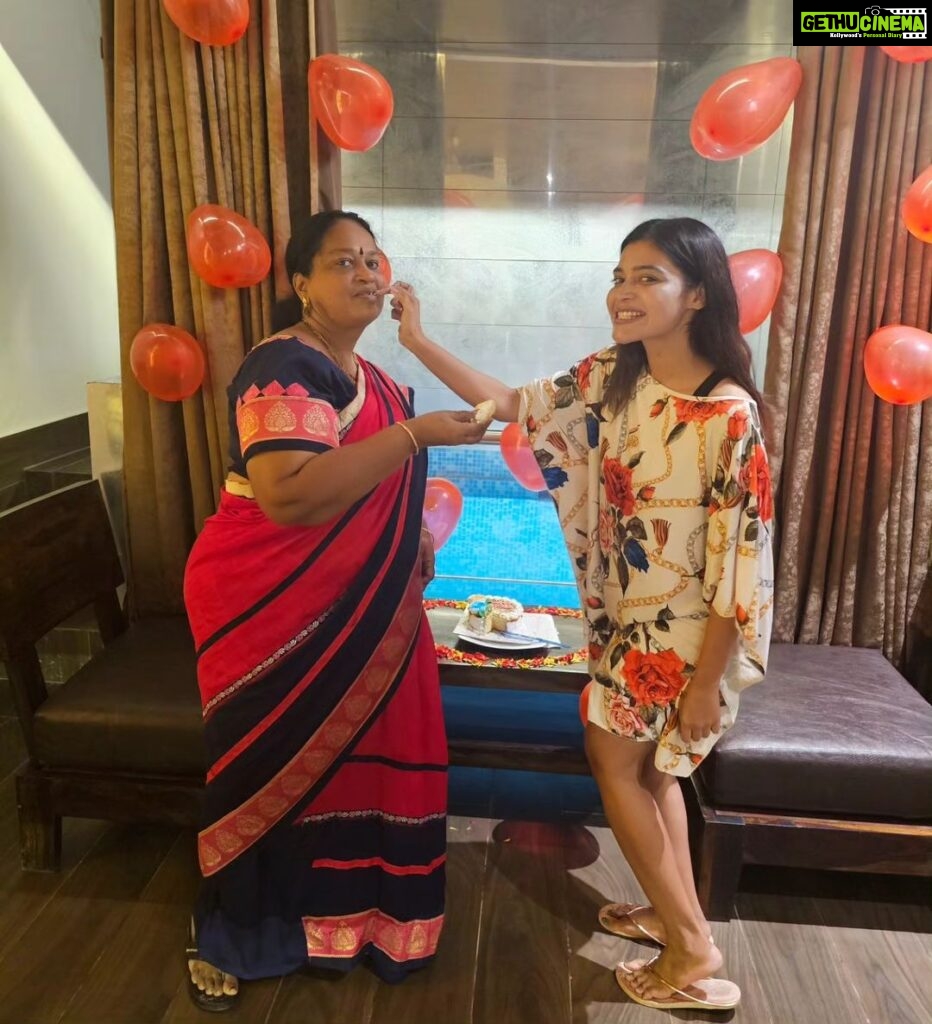 Dharsha Gupta Instagram - ❤️Thanku for such a lovely stay & lovely midnight bday celebration @hotelhaywizz @haywizzportblair @haywizzportblair8 and our @touronholidays for this wonderful trip ❤️ Havelock Island , Andaman and Nicobar Islands, India