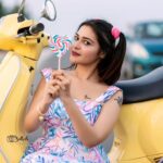 Dharsha Gupta Instagram – 🤍💙அன்பைக் கொடு. எதிர்பார்க்காதே💙🩶
M/H/Styled- @vinotha_makeupartist 
Costume- @envyra_fashion_designer 
Pic- @sathish_photography49