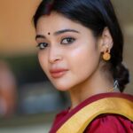 Dharsha Gupta Instagram – ❤️காத்திருக்கும் காதல் பொண்டாட்டி❤️
M&H, Styled by- @vinotha_makeupartist 
Pic- @camerasenthil 
Location- @keethhouse Keeth House