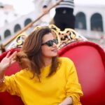 Dhivyadharshini Instagram – Lyrics is the caption
Namalla nariya peruku porundhum.

Beautiful Venice Gondola ride made me take a deep look into life. Thnks @gtholidays.in , this one is for all the people I’m #GTholidays  who work in relentlessly to make their guests trip peaceful 🤗

#ddneelakandan #travel #tourism #lifephilosophy #dhivyadharshini #venice #gondola #italy Venice, Italy