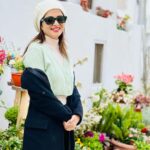 Dhivyadharshini Instagram - The beauty of alberobello town (Italy) is mesmerising This town is easily more than 500 hundred years old and the trulli (the type of house you see remains untouched and well preserved with stone structures that have no cement between them) it’s a unesco world heritage site @gtholidays.in and I wanted to show you the less explored locales of every country in our holidays 😉 Go to my stories to see more of it ❤️ #ddholidays #gtholidays #ddneelakandan #travel #italy #alberobello #trulli #holiday #tourism @italyexplores Trulli di Alberobello