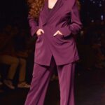 Dia Mirza Instagram - Respect 💜 That’s what this #ThursdayThrowback is about. Women supporting women 🙌🏼 @saltattire @timesfashionweek Make Up @divyachablani15 Hair @tejisinghofficial Managed by @shruti8711 @exceedentertainment Reel by @daksh_hemdev Creatives @freishia