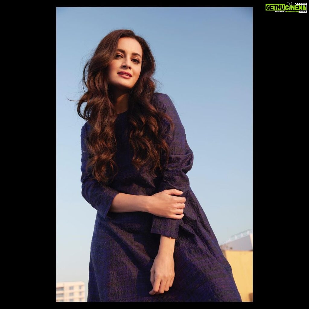 Dia Mirza Instagram - How did we separate ourselves from nature? When everything we need for our health, peace and survival comes from nature 💙🌏🐯🕊️💧🌱🦋 Outfit @makutextiles Styled by @theiatekchandaney Assisted by @jia.chauhan Make up @inherchair Hair by @tejisinghofficial Managed by @exceedentertainment @shruti8711 Photo by @abheetgidwani #SustainableClothing #SDGs #GlobalGoals #VocalForLocal #MadeInIndia Bandra World of Storytellers