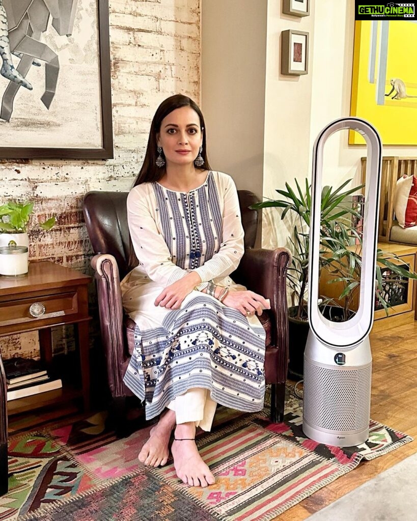 Dia Mirza Instagram - Air pollution is a serious threat to health and well being. As our city experienced toxic levels of air pollution, we were fortunate to have dyson air purifiers keeping our indoor air clean. Grateful to @dysonindia for helping us keep our homes and family safe from pollutants and irritants. #DysonHome#DysonIndia #Gifted Mumbai, Maharashtra