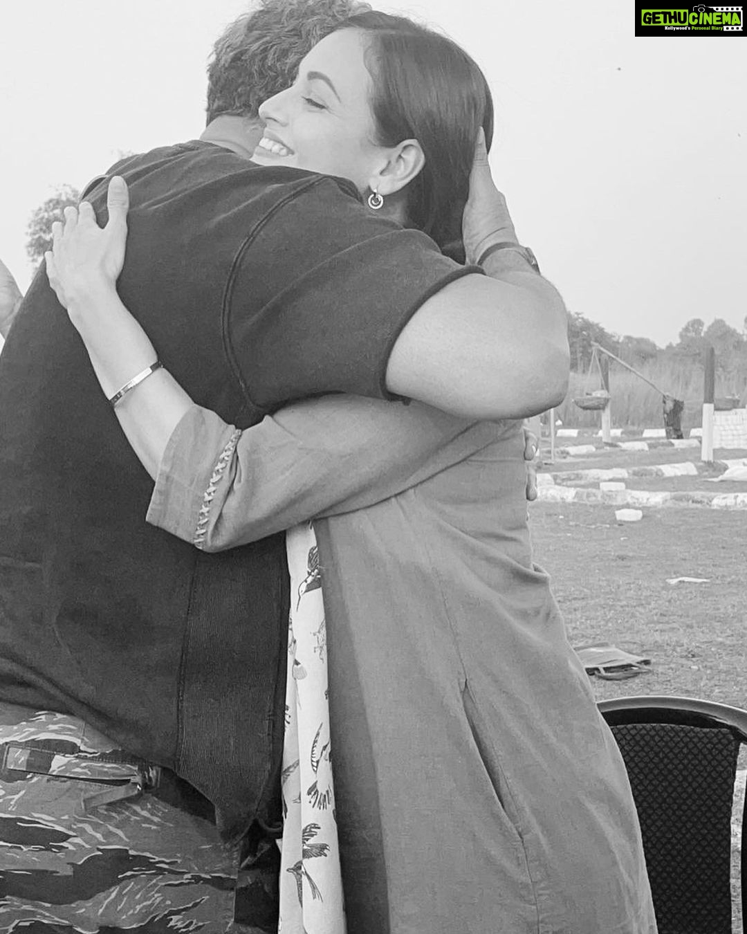 Dia Mirza Instagram - Bheed woh aaina hain jo humko apne wajood se milata hain. Ummeed hain sab apne wajood se milne aaenge 🕊️❤️🙏🏻 Thank you @anubhavsinhaa for your VOICE. May it be seen, heard and felt ❤️🙌🏼 @saaumyaaaa and Sonali you both are gems! More power to you both. Thank you @castingchhabra for believing in me and entrusting me with this part 🙏🏻 Thank you @rajkummar_rao, @bhumipednekar @ashutosh_ramnarayan @kkamra @virendrasaxenna07 #AdityaSrivastava @sushilpandeyofficial @karanpandittoday for the wonderful time working with each of you ❤️ You are so special. @idhar_se_photo and @vikhyaatsareen you are champs 🐯 Thank you @sagarrshirgaonkar, Habib, Rii, Meera and team @benarasmediaworks for making each day at work so special. @atanumukherjee #anitakushwaha @nikhil_kovale @mangeshdhakde @studio_vishakha @mua_kritika shijil_p_nair @shakeelazmiofficial @drsagargeetkar @anuraag_psychaea @riyaz_shaikh_actiondirector #manishtyagi @makarandsurte @tinu4444 #amitmalviya The most incredible team ❤️🙌🏼 Thank you @shraddhamishra8 for giving me strength to be at work so soon after my son was born. As new mothers we held each other close and knew what it means to us to be at work ❤️🦋 Thank you @deepalid10 for keeping it real and happy off camera. @shyam_sahoo17 aap hamesha itna achha khayaal rakhte hain sabka 🙏🏻 thank you! #Bheed in Cinemas today.