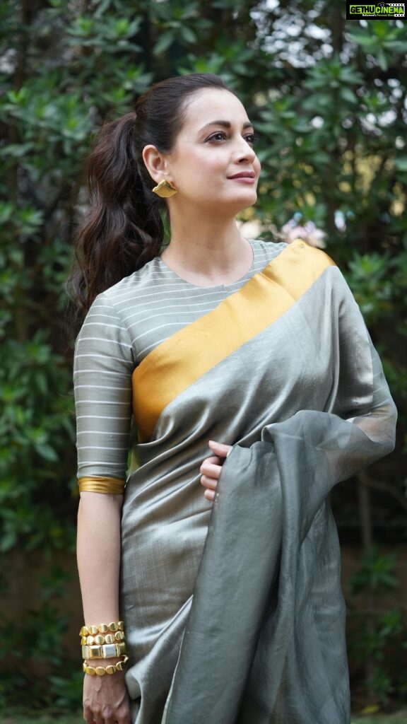 Dia Mirza Instagram - Always a pleasure to dress up in @payalkhandwala saree 🦋 #MammaAtWork #SustainableSaree #handmadeInIndia #VocalForLocal #MadeInIndia #BheedInCinemas24March Jewellery By @shopeurumme HMU @shraddhamishra8 Styled By @theiatekchandaney Managed By @shruti8711 @exceedentertainment