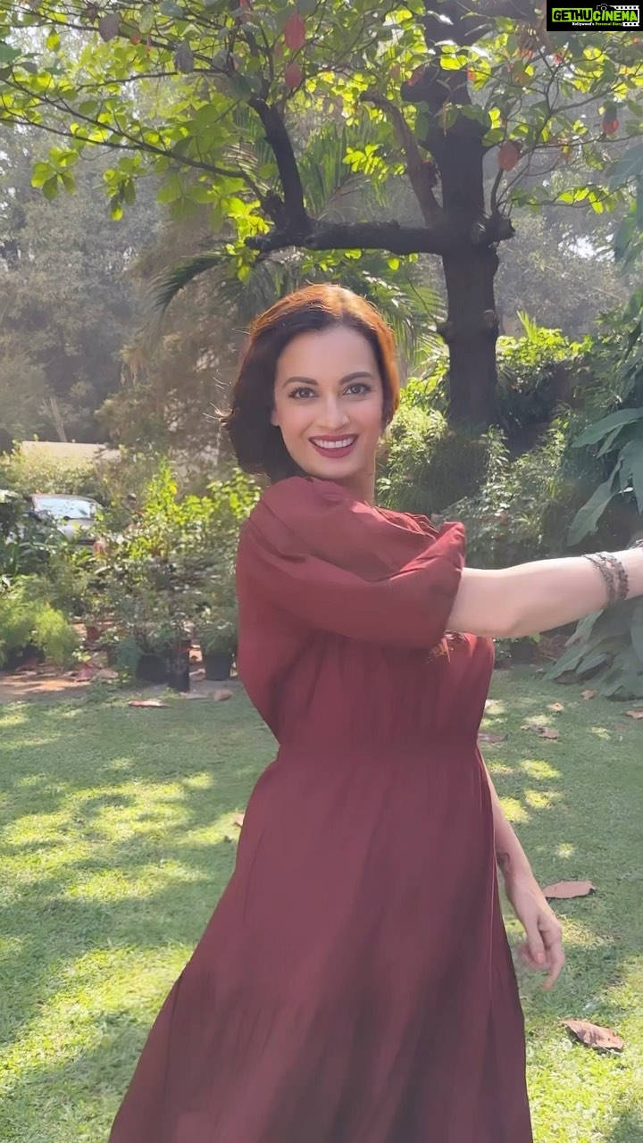 Dia Mirza Instagram - Swipe left if you agree that fashion must be sustainable ππΌποΈπ¦π―π Outfit 1 @ampmfashions Outfit 2, 3,4 @cord.in jewellery @silverstreakstore Out 5 @stylemati Styled by @theiatekchandaney Assisted by @jia.chauhan Managed by @shruti8711 @exceedentertainment Make up @inherchair Hair @tejisinghofficial #Reels #SustainableFashion #SDGs #ForPeopleForPlanet #GlobalGoals #VocalForLocal #FairWages