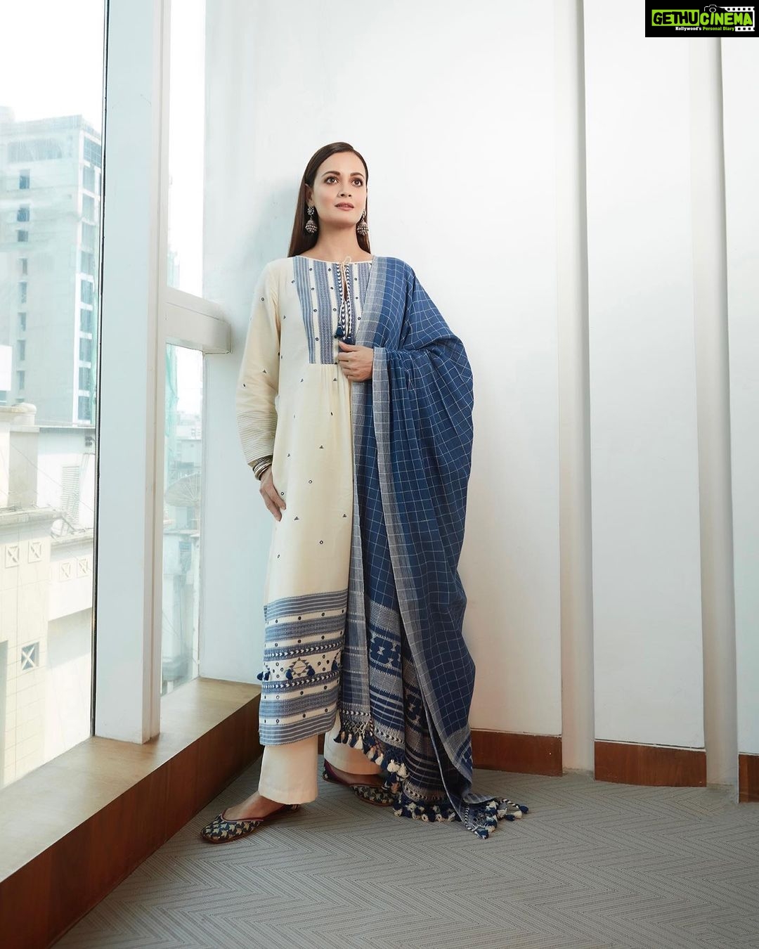 Dia Mirza Instagram - #BheedInCinemasMarch24 Promotions for #Bheed in this beautiful handcrafted @anitadongre #grassroots outfit π The Bhujodi weave is a time-honoured technique displayed beautifully on the Soha kurta set. With its intricate thread accents, it's the most elegant way to enhance your celebrations. And it has pockets π Styled by @theiatekchandaney MUH by @shraddhamishra8 Photos by @shivamguptaphotography Managed by @shruti8711 @exceedentertainment India